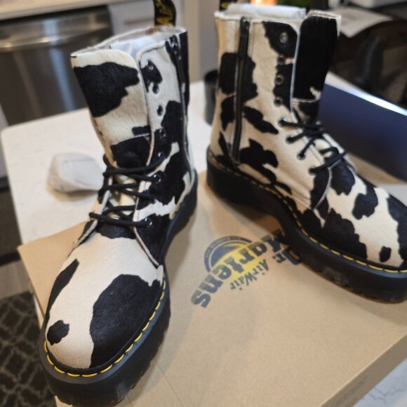 DR. MARTENS JADON HAIR-ON COW PRINT PLATFORM BOOTS WOMENS U SIZE 6 NEW - Picture 2 of 16
